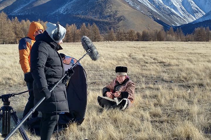 Жители Хакасии увидят сериал о традиционной музыке коренных народов Сибири